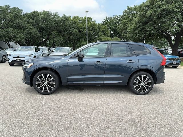 2024 Volvo XC60 Plus Dark Theme