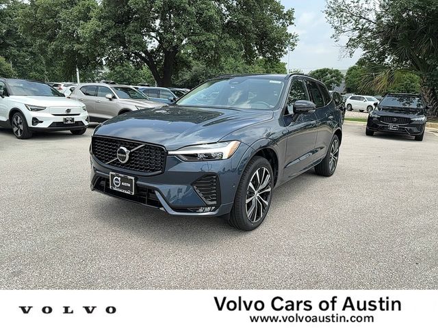 2024 Volvo XC60 Plus Dark Theme