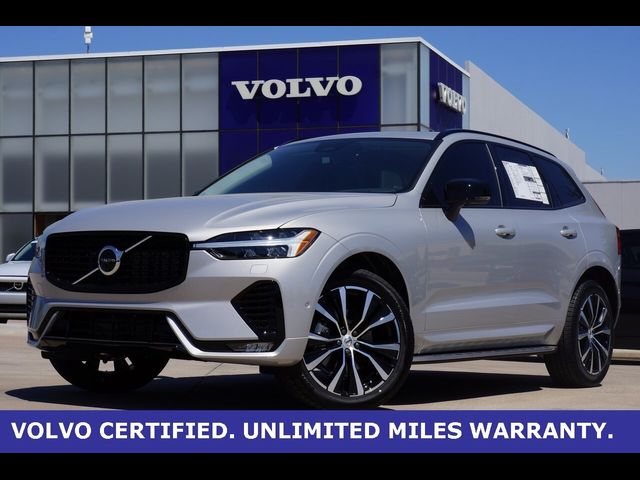 2024 Volvo XC60 Plus Dark Theme