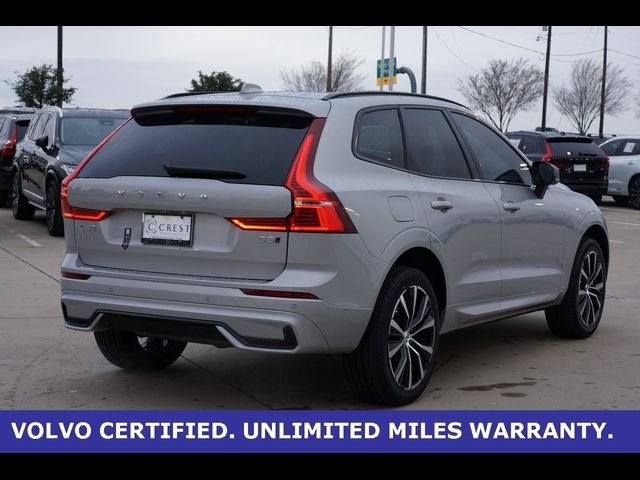 2024 Volvo XC60 Plus Dark Theme