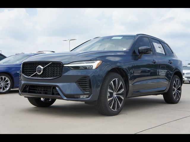 2024 Volvo XC60 Plus Dark Theme