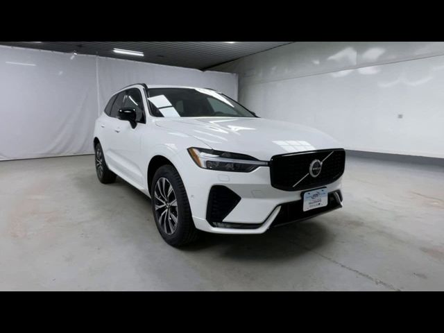 2024 Volvo XC60 Plus Dark Theme