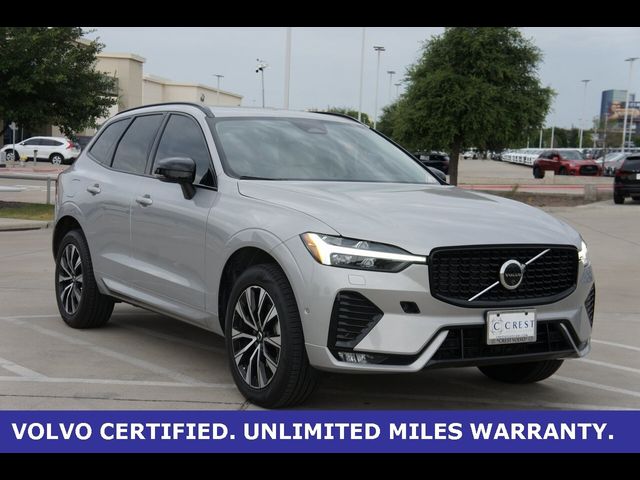 2024 Volvo XC60 Plus Dark Theme