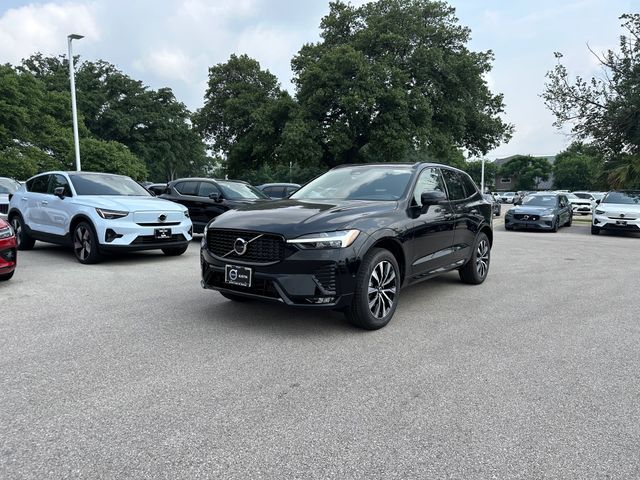 2024 Volvo XC60 Plus Dark Theme