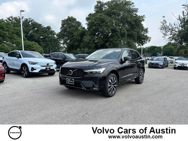 2024 Volvo XC60 Plus Dark Theme