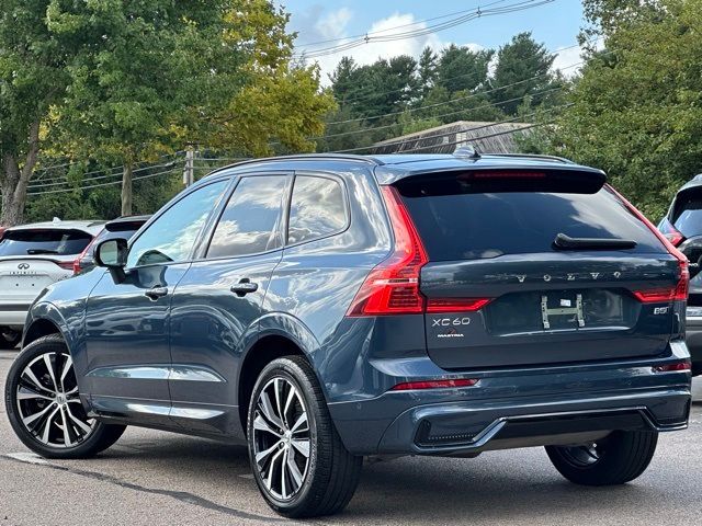 2024 Volvo XC60 Plus Dark Theme