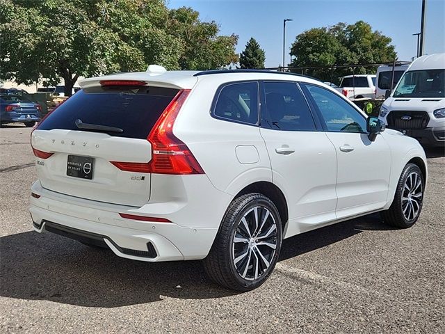 2024 Volvo XC60 Plus Dark Theme