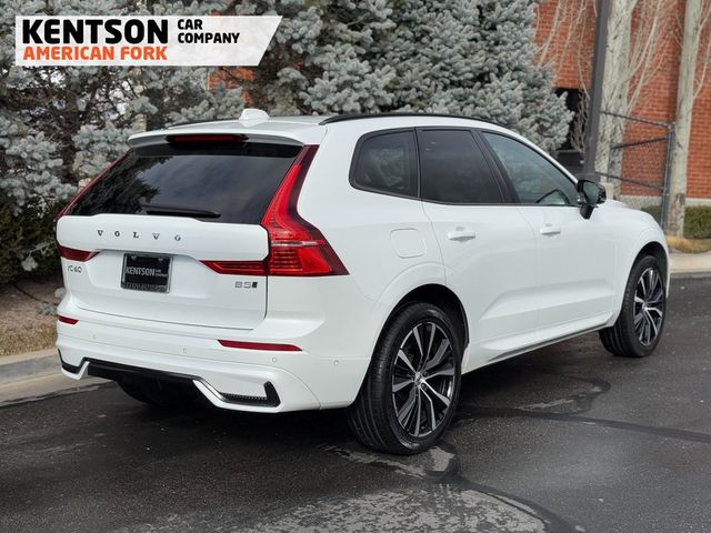 2024 Volvo XC60 Plus Dark Theme