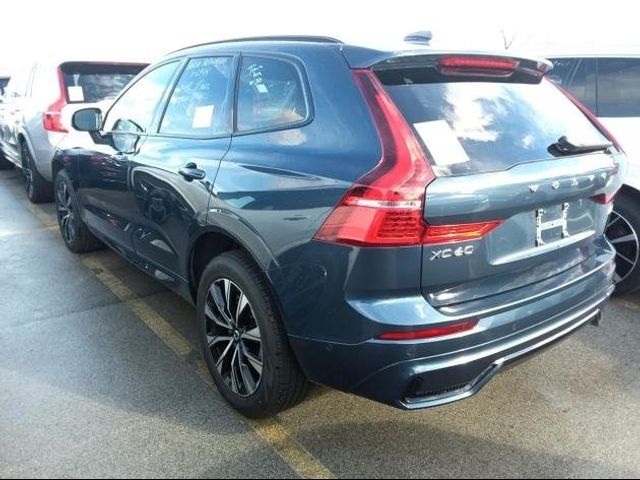 2024 Volvo XC60 Plus Dark Theme