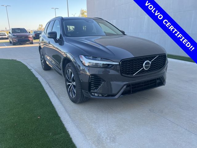 2024 Volvo XC60 Plus Dark Theme