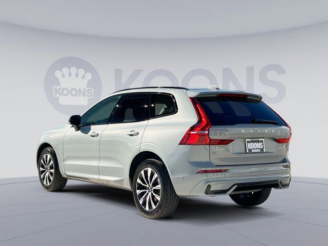 2024 Volvo XC60 Plus Dark Theme