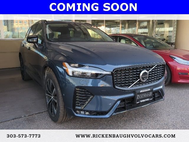 2024 Volvo XC60 Plus Dark Theme