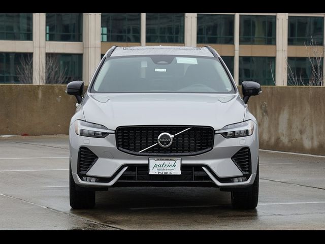 2024 Volvo XC60 Plus Dark Theme