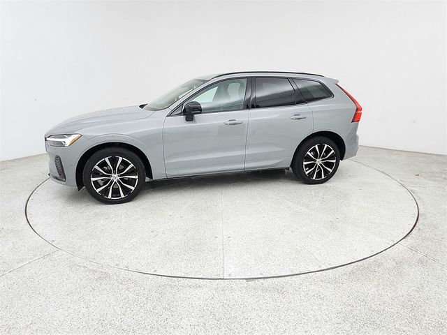 2024 Volvo XC60 Plus Dark Theme