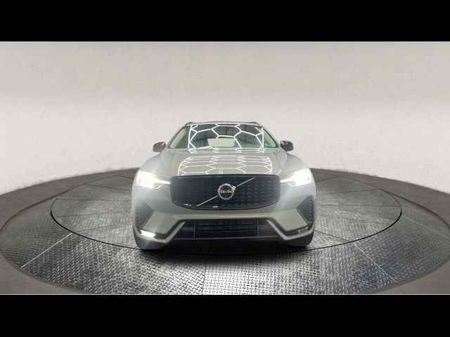 2024 Volvo XC60 Plus Dark Theme