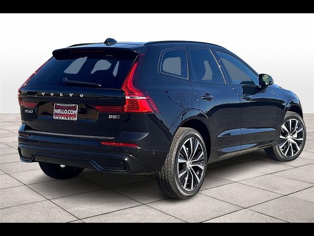 2024 Volvo XC60 Plus Dark Theme