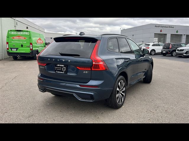 2024 Volvo XC60 Plus Dark Theme