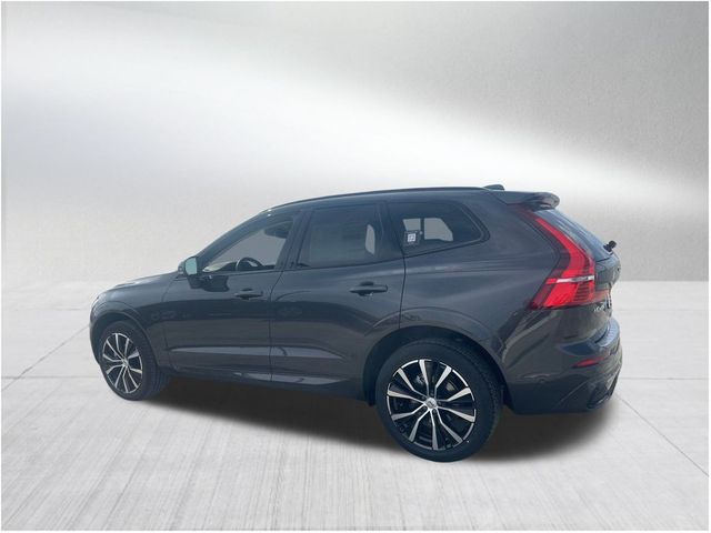 2024 Volvo XC60 Plus Dark Theme