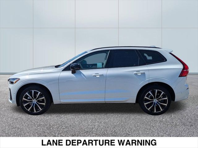 2024 Volvo XC60 Plus Dark Theme