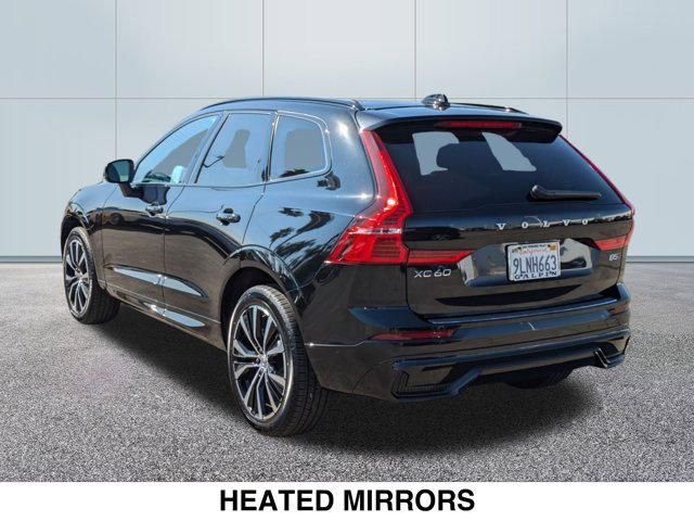 2024 Volvo XC60 Plus Dark Theme