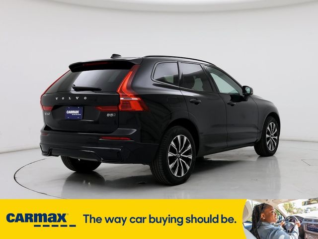 2024 Volvo XC60 Plus Dark Theme