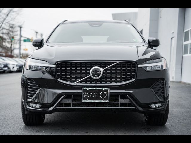 2024 Volvo XC60 Plus Dark Theme