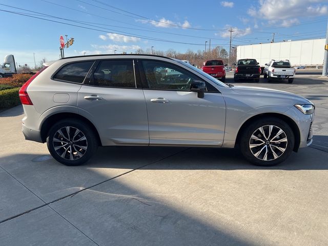 2024 Volvo XC60 Plus Dark Theme