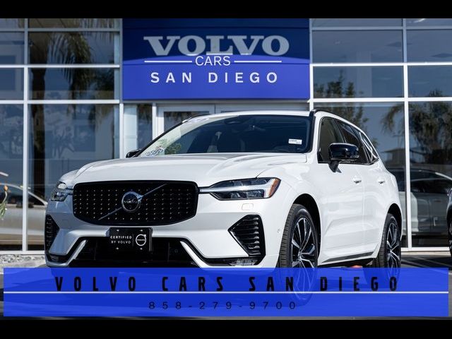 2024 Volvo XC60 Plus Dark Theme