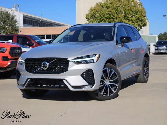 2024 Volvo XC60 Plus Dark Theme