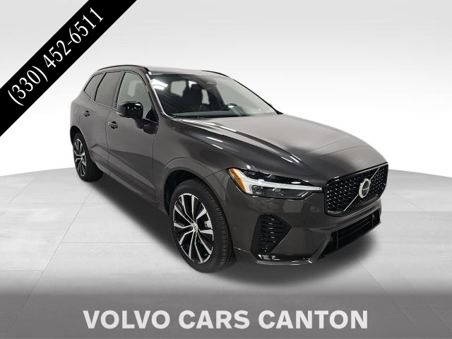 2024 Volvo XC60 Plus Dark Theme