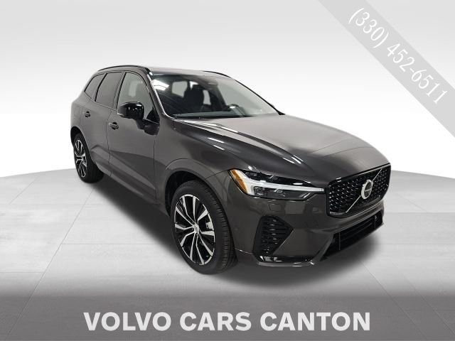 2024 Volvo XC60 Plus Dark Theme