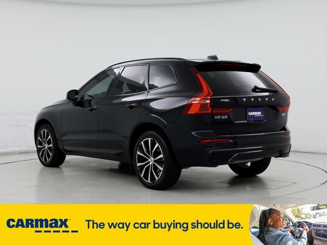 2024 Volvo XC60 Plus Dark Theme