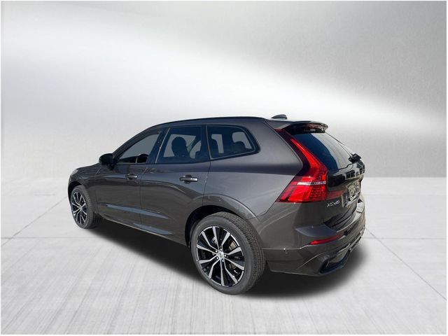 2024 Volvo XC60 Plus Dark Theme