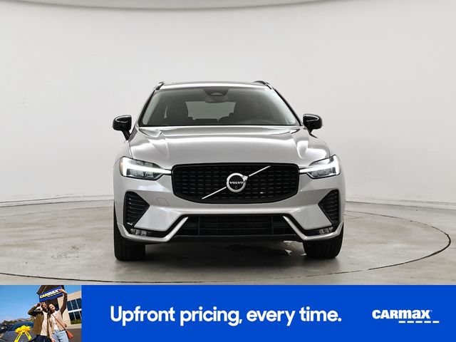 2024 Volvo XC60 Plus Dark Theme