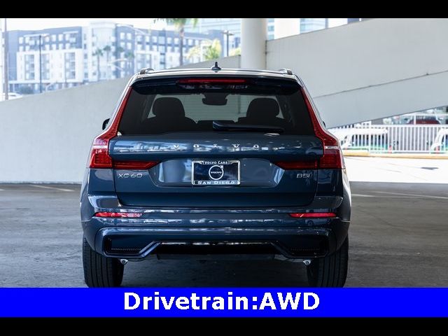 2024 Volvo XC60 Plus Dark Theme