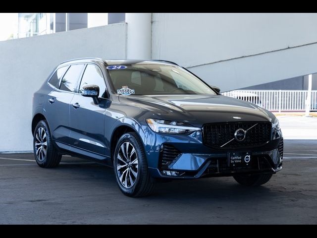 2024 Volvo XC60 Plus Dark Theme