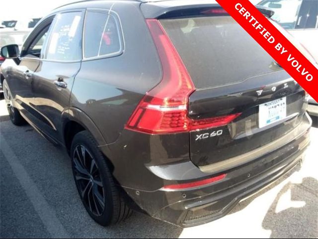 2024 Volvo XC60 Plus Dark Theme