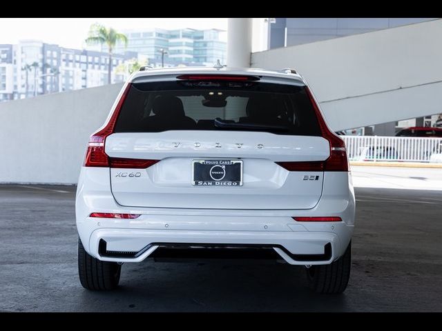 2024 Volvo XC60 Plus Dark Theme