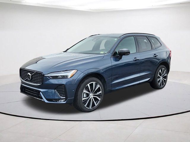 2024 Volvo XC60 Plus Dark Theme