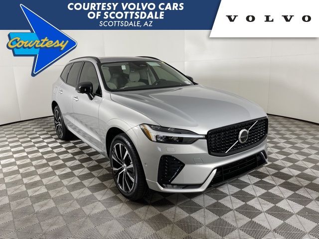 2024 Volvo XC60 Plus Dark Theme