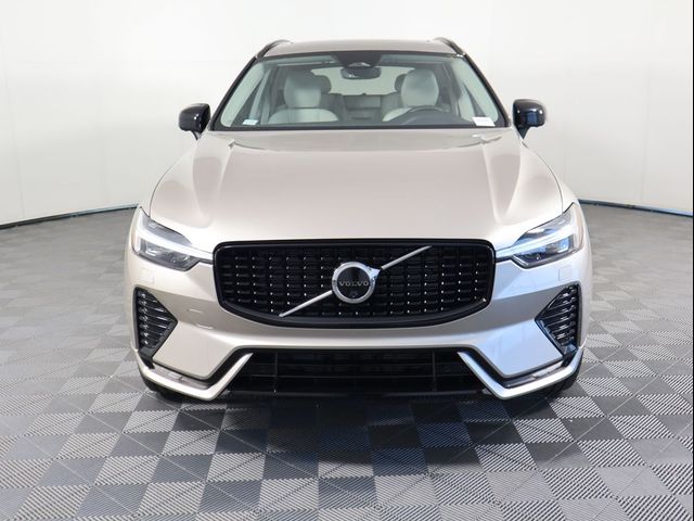 2024 Volvo XC60 Plus Dark Theme