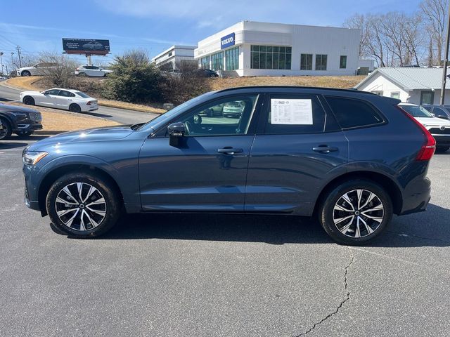 2024 Volvo XC60 Plus Dark Theme