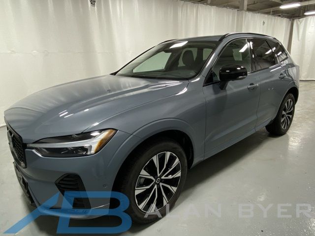 2024 Volvo XC60 Plus Dark Theme