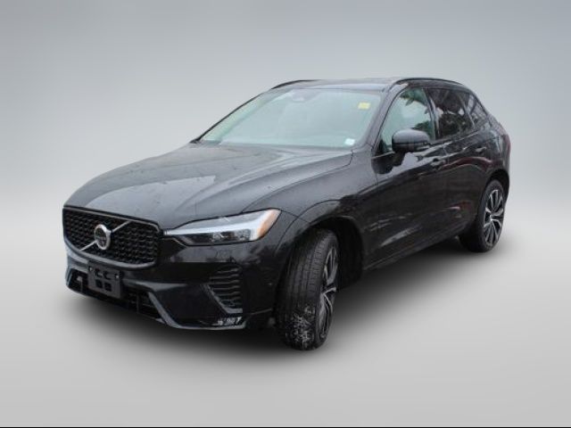 2024 Volvo XC60 Plus Dark Theme