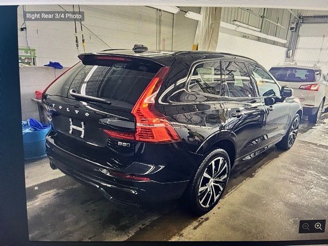 2024 Volvo XC60 Plus Dark Theme