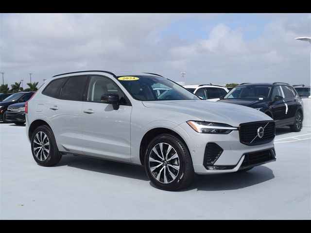 2024 Volvo XC60 Plus Dark Theme