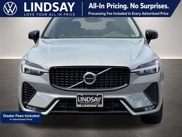 2024 Volvo XC60 Plus Dark Theme