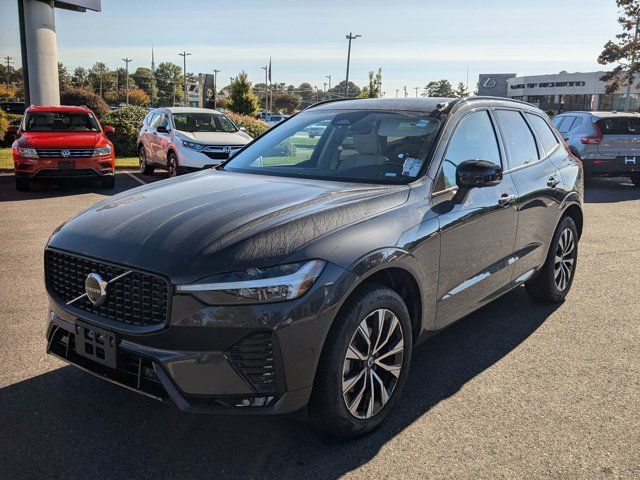 2024 Volvo XC60 Plus Dark Theme