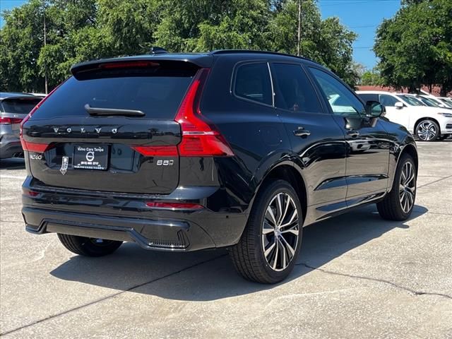 2024 Volvo XC60 Plus Dark Theme