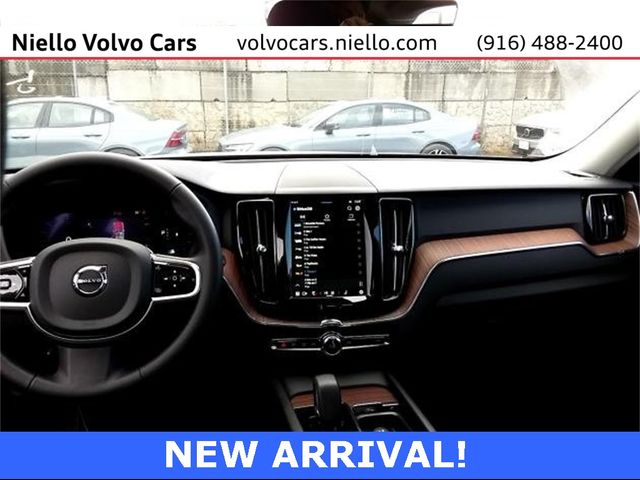 2024 Volvo XC60 Plus Dark Theme